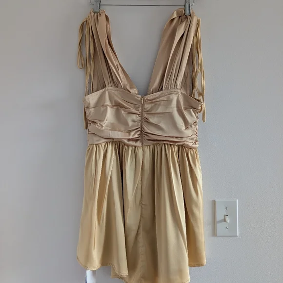 3/$30 Bnwt Gold Rushed Mini Mini Dress - Picture 6 of 13